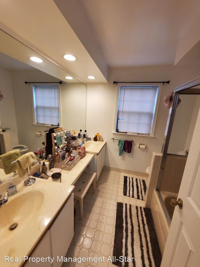 Building Photo - 2 br, 2 bath House - 1204 Woodhaven Drive