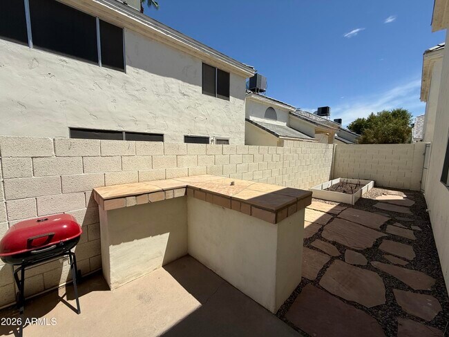 Building Photo - 3372 W Barcelona Dr