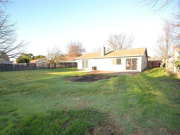 Building Photo - 22 Tearpak Ct