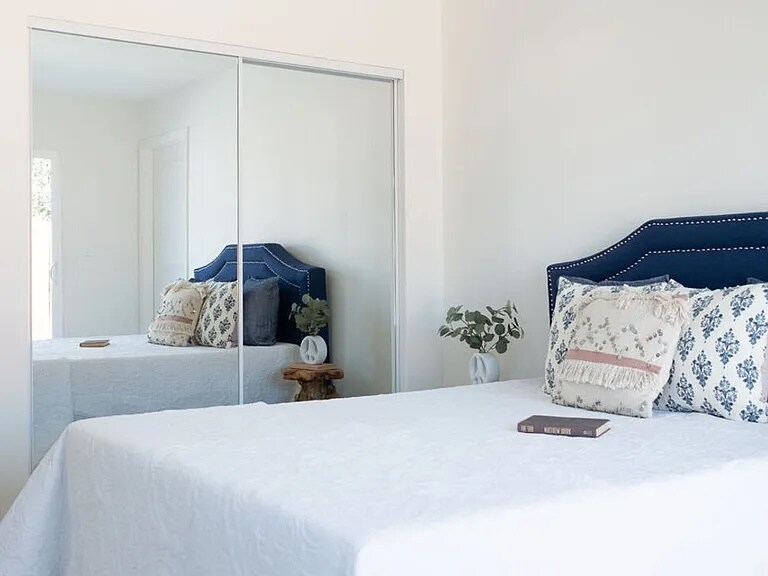 Building Photo - 1673 E 111th St