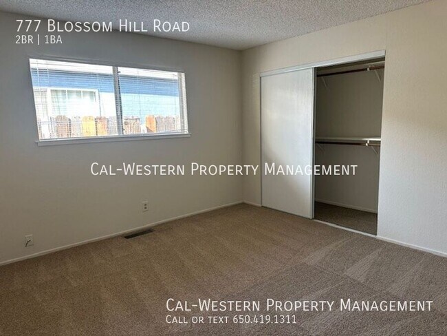 Building Photo - 777 Blossom Hill Rd