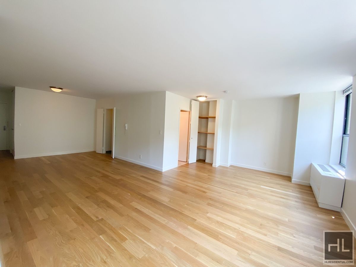 Building Photo - West 87th Street