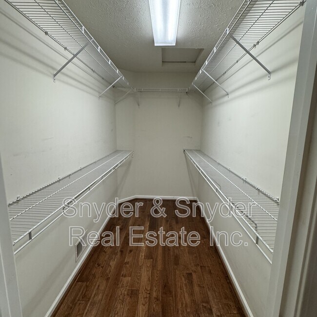 Building Photo - 393 Caleb Dr