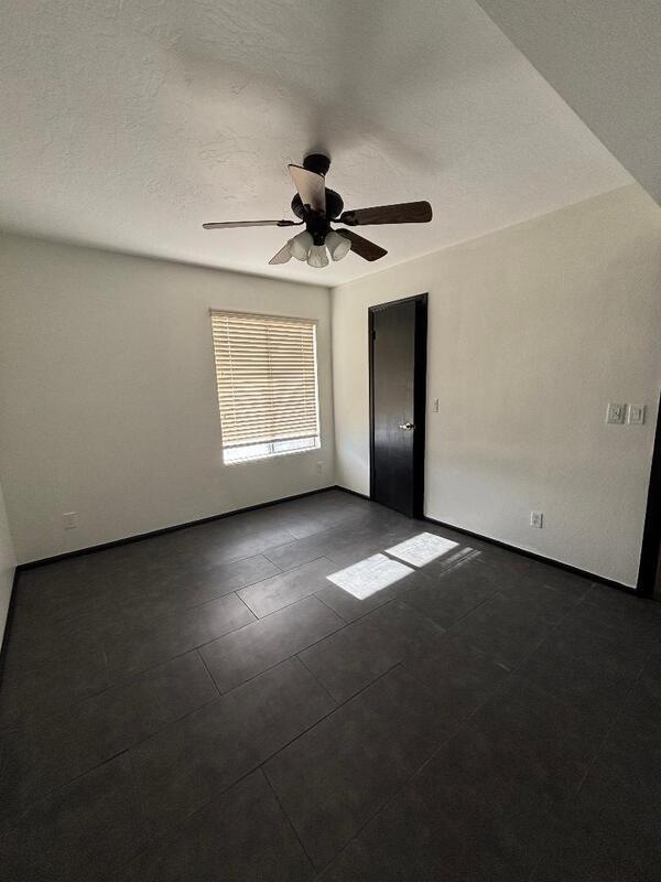 Building Photo - 10610 S 48th St