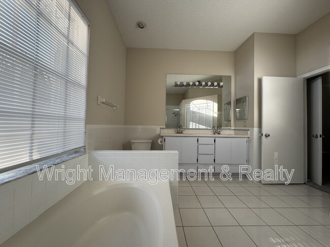 Building Photo - 3966 Eagle Cove E Dr