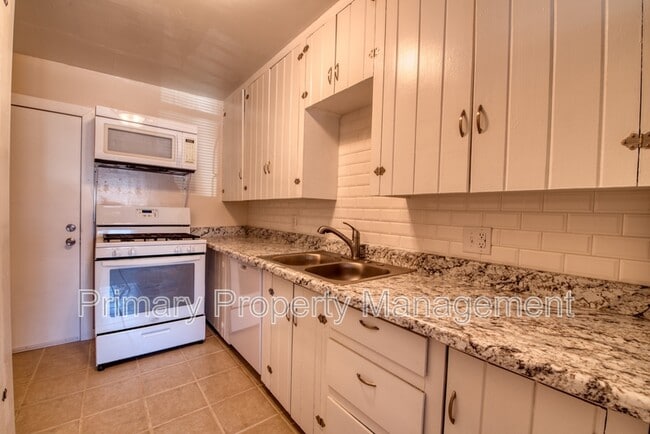 Building Photo - 620 NW 27th St