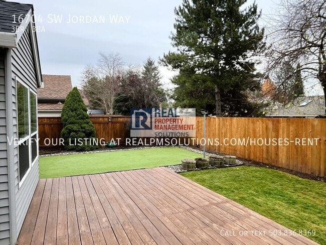 Building Photo - 16704 SW Jordan Way