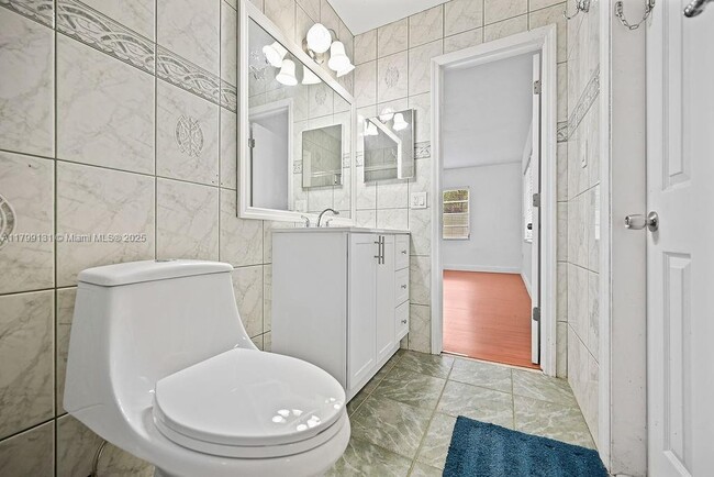 Building Photo - 26100 SW 192nd Ave
