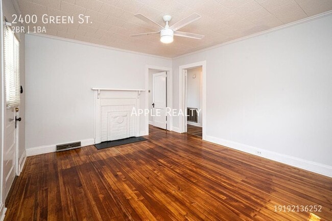 Building Photo - 2400 Green St