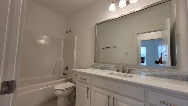 Building Photo - 7024 Garden Hill Dr