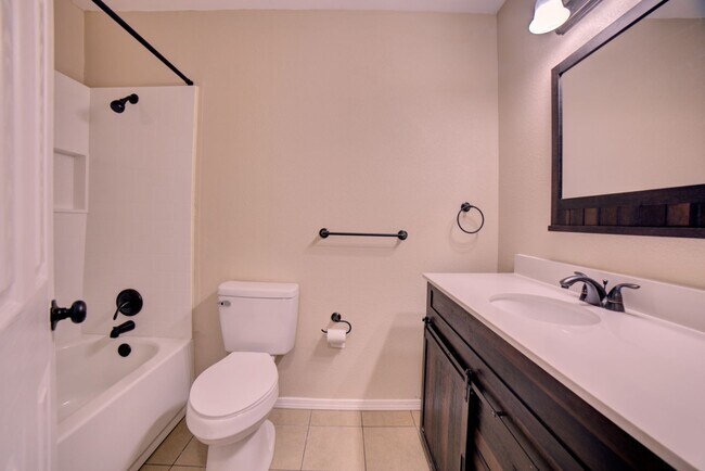 Building Photo - 8041-8041 S 79th E Ave