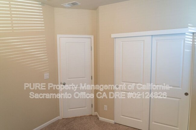 Building Photo - 5572 Amnest Way