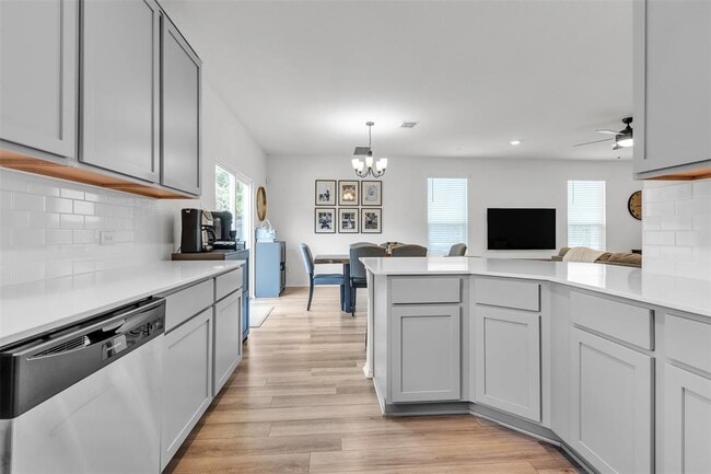 Building Photo - 116 Benmyrtle Trl