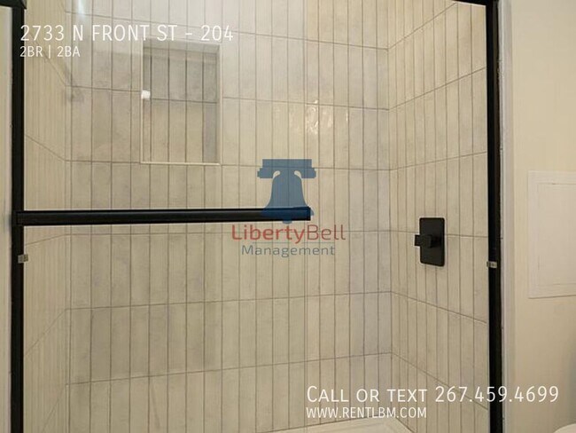 Building Photo - 2733 N Front St