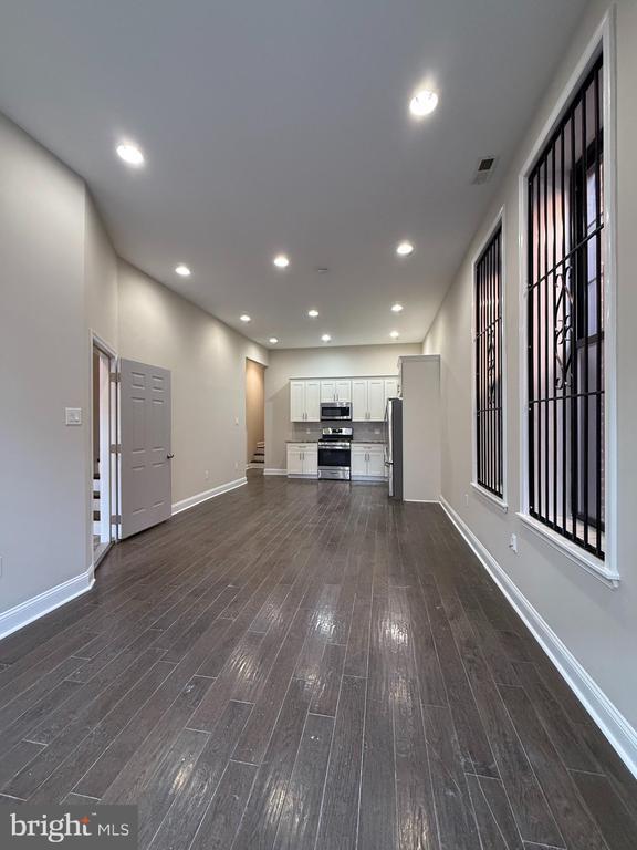 Building Photo - 1510 N 17th St