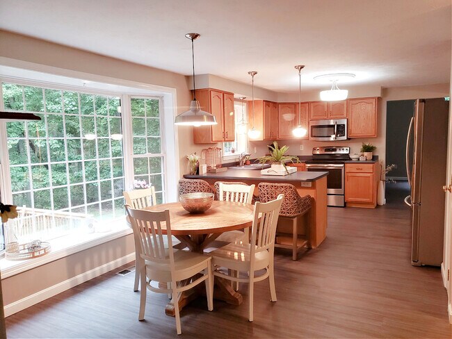 Building Photo - 13 Aldrich St