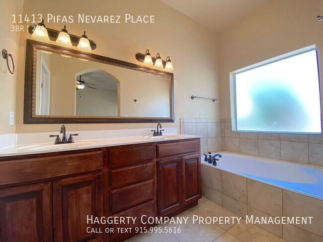 Building Photo - 11413 Pifas Nevarez Pl