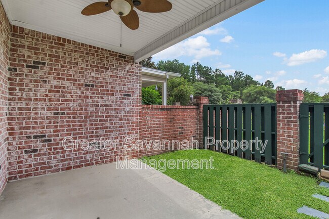 Building Photo - 125 Ventura Pl