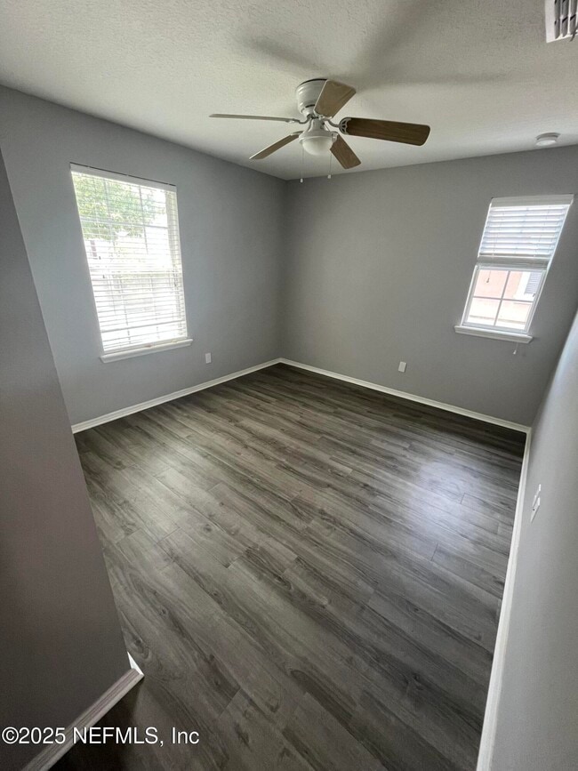 Building Photo - 6019 Bartram Village Dr