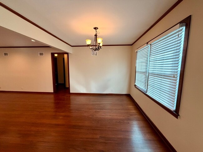 Building Photo - 4828 E 25th Pl