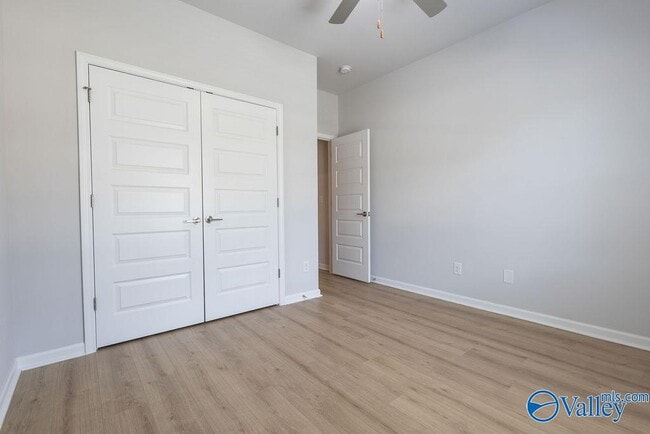 Building Photo - 143 Sager Cir