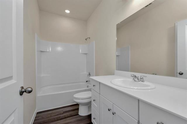 Building Photo - 1617 Escondido Dr