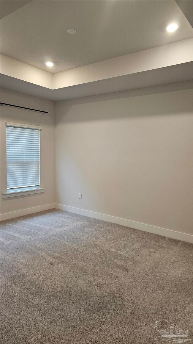 Building Photo - 265 Camellia Dr