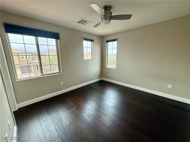 Building Photo - 2158 Tortona St