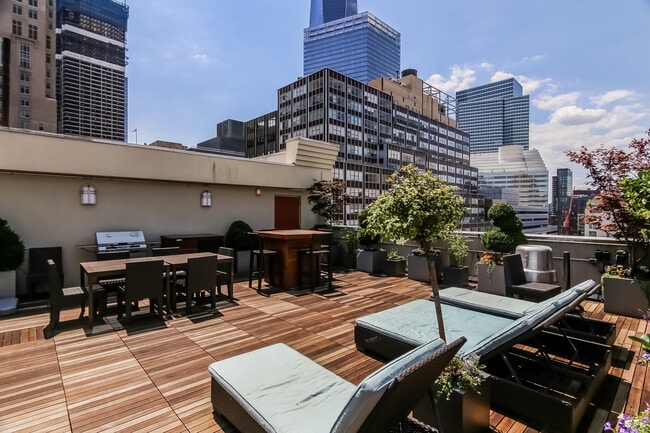 Building Photo - 25 Murray St