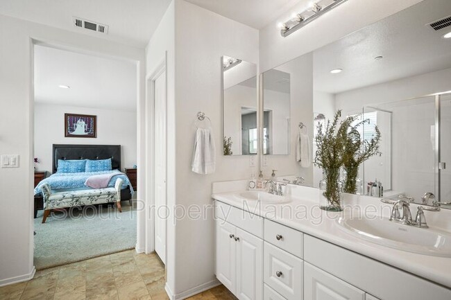 Building Photo - 29308 Abelia Ln
