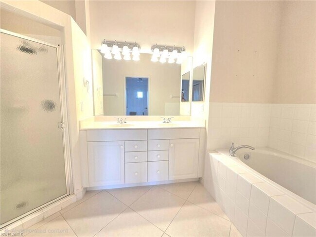 Building Photo - 8068 Sanctuary Dr