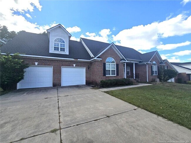 Building Photo - 3941 Birkhoff Ln
