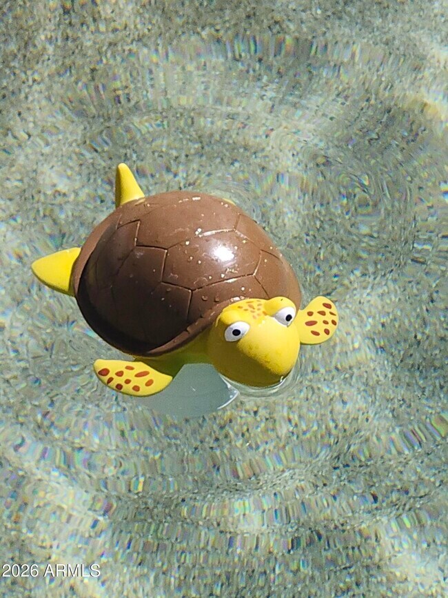 Building Photo - 8252 W Willow Ave