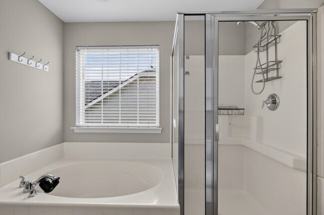 Building Photo - 152 Spindle Way