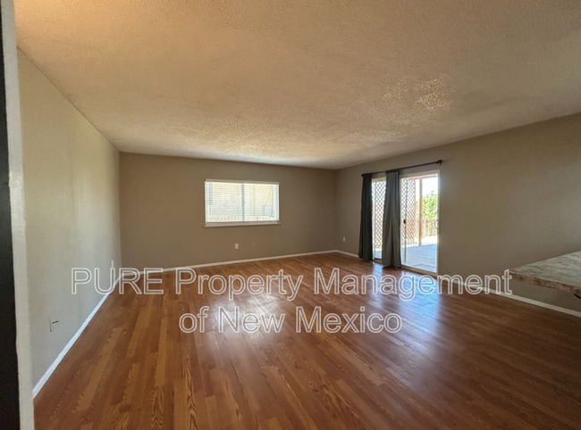 Building Photo - 3509 N Dustin Ave