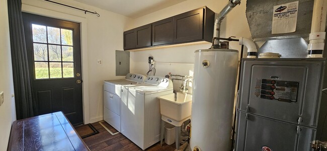 Building Photo - 10016 3rd Ave