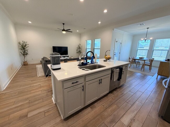 Building Photo - New Neighborhood.. Close to Barksdale Air Force Base..