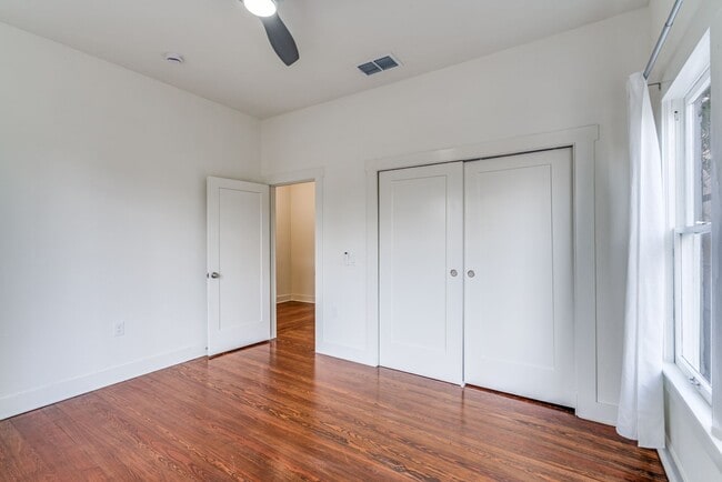 Building Photo - 210-M (ERL)