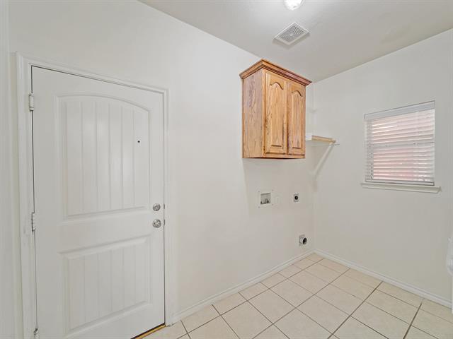 Building Photo - 348 Kansas Trail