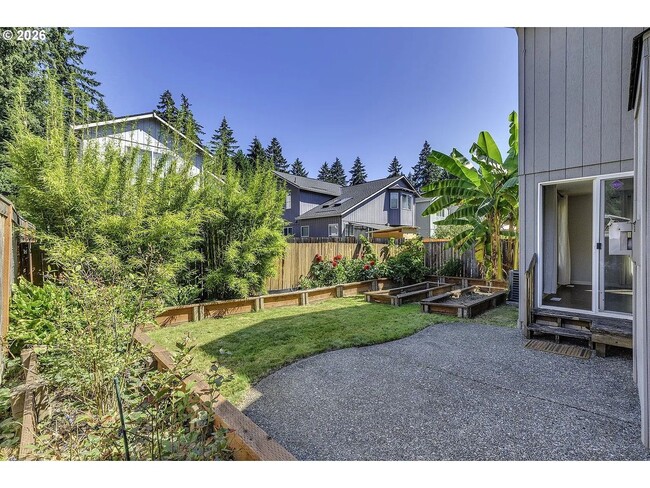 Building Photo - 4729 SE Montego Dr