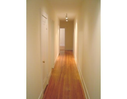 Building Photo - 9 Park Vale