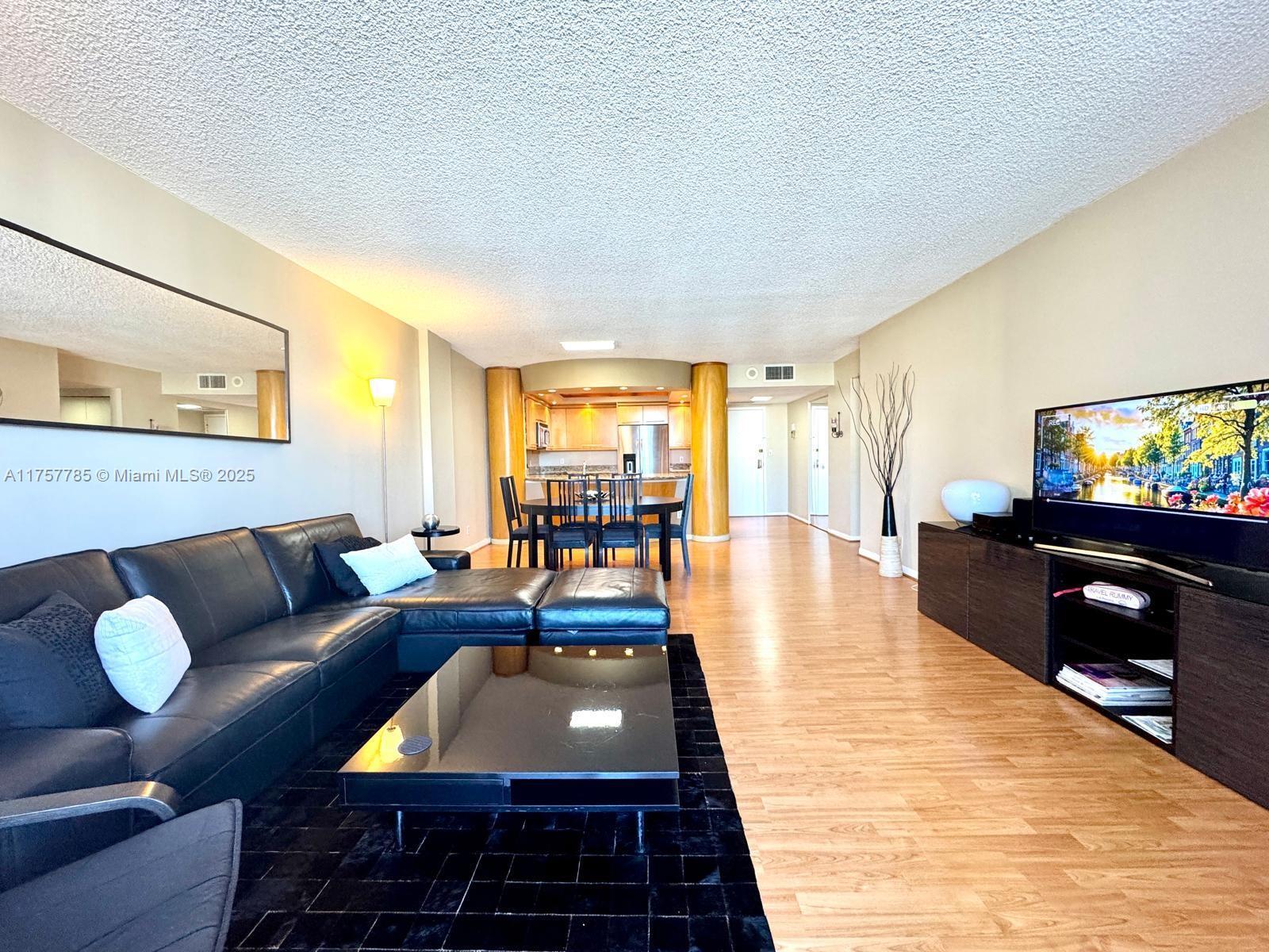 Building Photo - 3800 S Ocean Dr