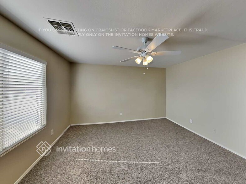 Building Photo - 16059 W Larkspur Dr