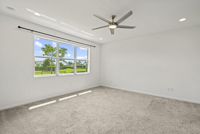Building Photo - 11340 SW Lyra Dr.