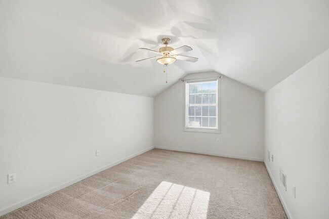 Building Photo - 3 Bedroom Home in Bainbridge