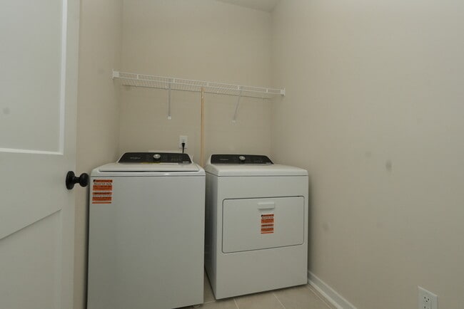 Building Photo - Brand New 3-Bedroom Townhome in Prime Char...