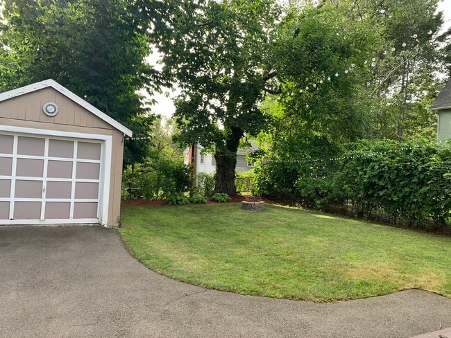 Building Photo - 177 Prospect St