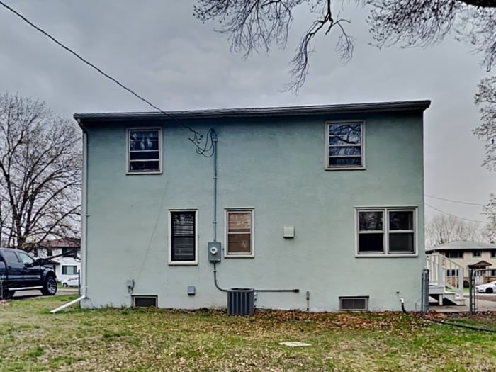 Building Photo - 2090 Hillview Rd