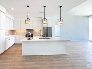 Building Photo - 628 Edgewood Ave NE