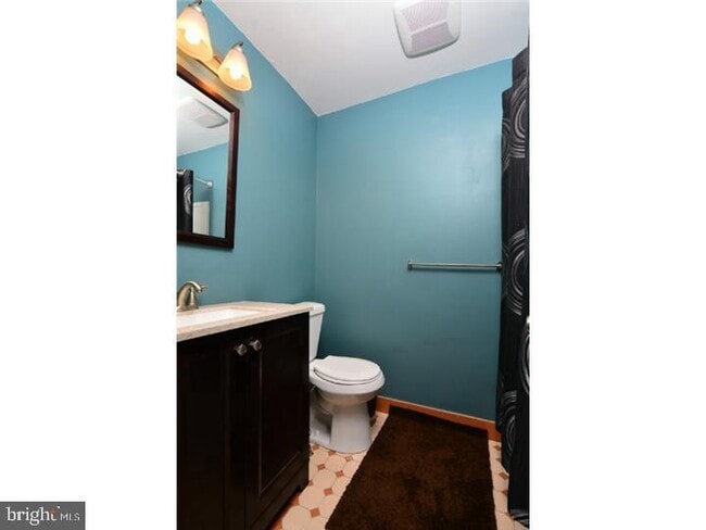 Building Photo - 1804 Worthington Dr